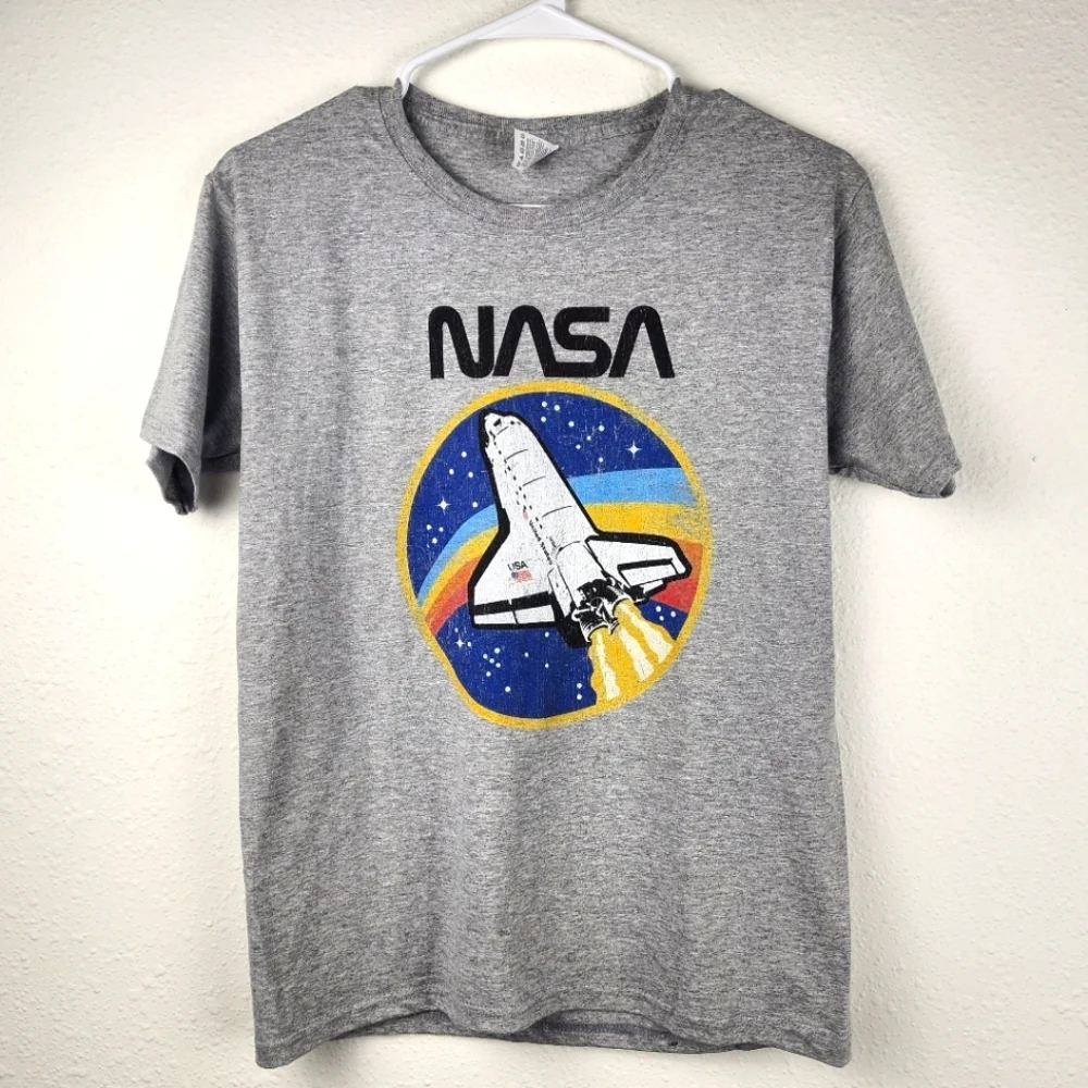Licensed NASA Spaceship with Rainbow and Stars Gray T-Shirt Size Youth L